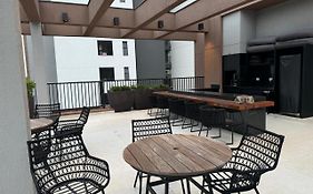 Studio na Vila Mariana, próximo ao metrô Santa Cruz